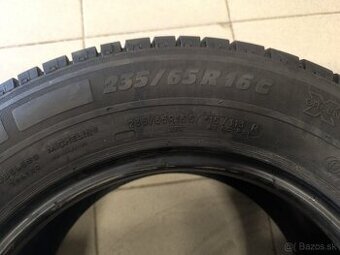 Michelin AGILIS 235/65 R16C