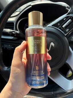 Victorias secret Vanilla lace