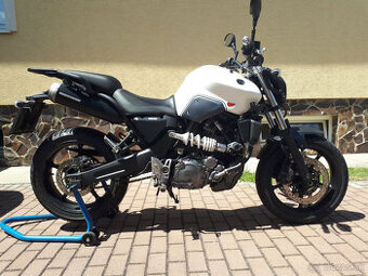 Yamaha MT03