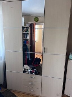 Nábytok do študentskej izby
