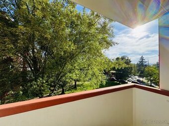 NA PREDAJ 2-IZBOVÝ BYT, ŽILINA - HLINY