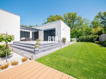 Nadštandardný DOM a POZEMOK - Nitra, Malý Lapáš - 1