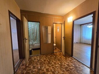 Veľký perspektívny 4 izbový byt, Trenčín - Sihoť