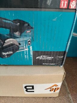 AKUMULÁTOROVÝ KAPOVACÍ HOBLÍK Makita KP001GZ01