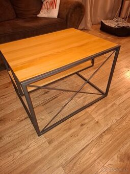 set stvôl stoličky konferenčný stôl