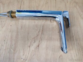 Vodovodná batéria umývadlová a drezová LAUFEN