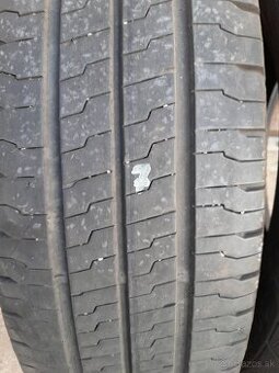 Predam 2ks letne pneu 205/75 R16C
