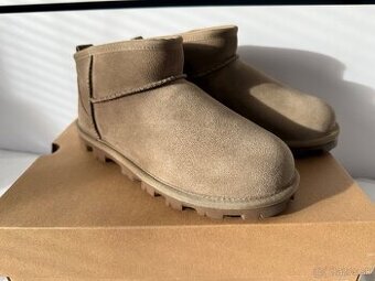 UGG ultra mini 38