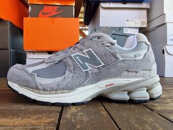 New Balance 2002 Protection Pack