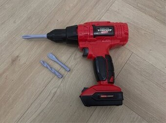 Detská vŕtačka na baterky s nástavcami