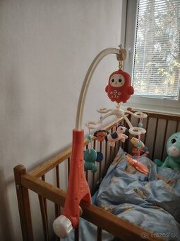 Detský kolotoč nad postieľku