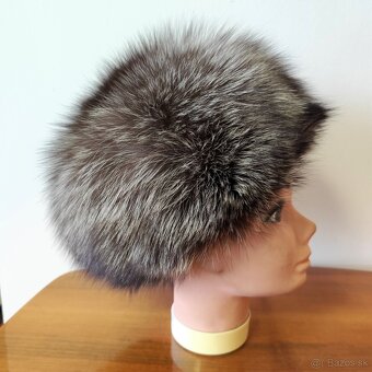 Dámska zimná kožušinová čiapka