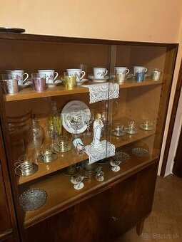 Staré/starožitné poháre, sošky, žehlička