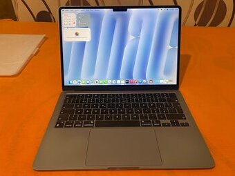 MacBook Air 13" M2 16GB 256GB - horší kozmetický stav