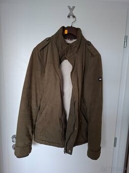 Zimna bunda Tommy Hilfiger