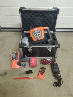 Rotacny laser (nivelak) - ako novy - repas