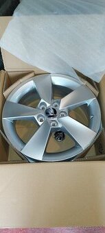 Skoda Fabia HADAR R15 5X100