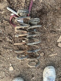 zadne pruziny octavia 1