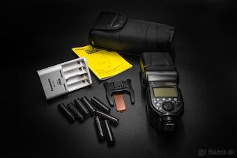 Externý blesk Yongnuo YN968N + batérie a nabíjačka