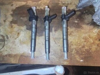 BMW E90 E60 E87 N47 2.0d BMW -VSTREKOVACIA TRYSKA 7797877 07