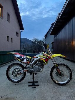 SUZUKI RMZ 250