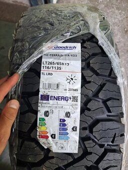 BFGoodrich ALL TERRAIN  265/65 R17