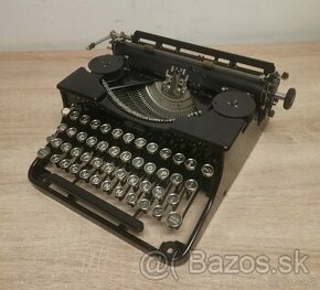 Starožitný písací stroj KLEIN TRIUMPH z roku 1932