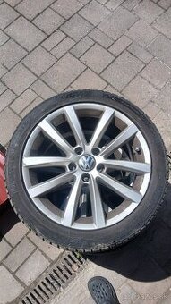 Predám 225/45 r17 na passat 5x112 zimné gumy