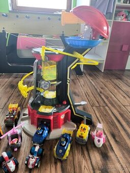 Veľká veža labkova patrola ( paw patrol)