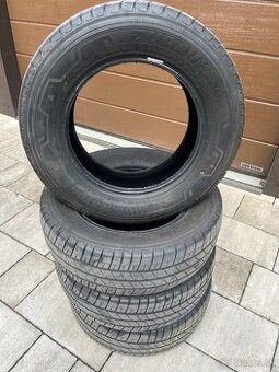 BRIDGESTONE 215/65 R16 C DURAVIS