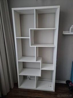 Knižnica biela - 1