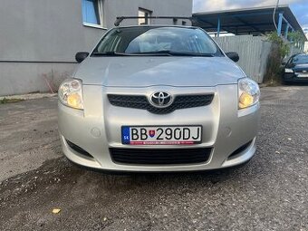 Toyota Auris 1.4VVTi 2009