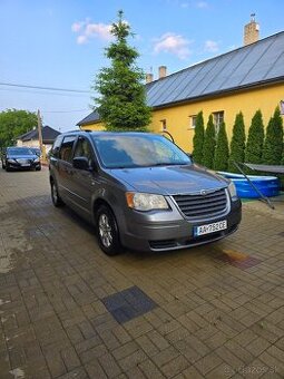 Chrysler grand voyager 7-miestne
