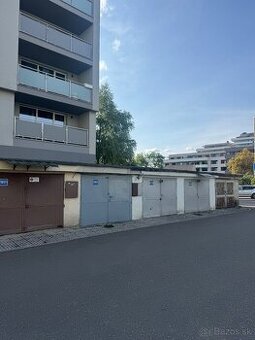 Garáž s elektrinou na predaj, Lomená, Košice - Staré mesto