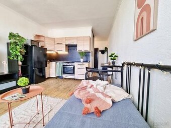 Slnečná garsónka v centre Košíc, 25 m², 7/12, Južná Trieda