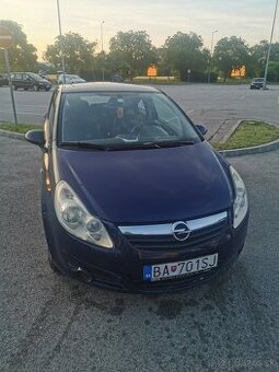 Opel Corsa D 1,2 benzín