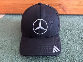 Predám šiltovku Adidas Mercedes AMG Petronas F1