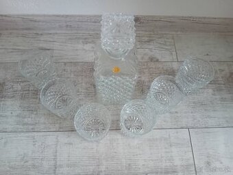 Whiskey sada fľaša a 6 pohárov - 1