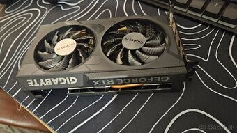 RTX 4060 GIGABYTE 8GB