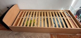 predam 2 identicke postele - 1