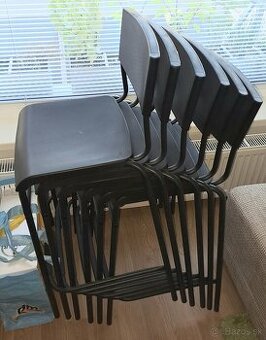 PREDÁM STOLIČKY IKEA
