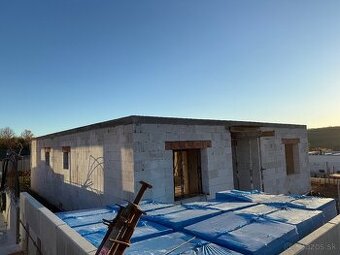 Na predaj Hruba Stavba/neskôr holodom