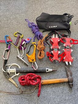 Predám horolezecké doplnky