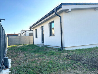 NOVOSTAVBA bungalovu v Slovenskom Grobe na predaj