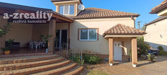 Na predaj kompletne zrekonštruovaný rodinný dom s bazénom v 