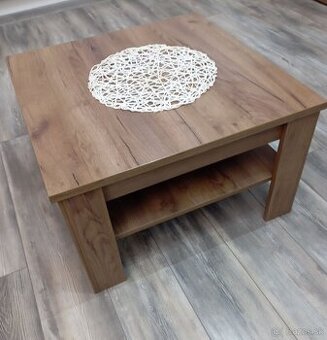 Stolík / konferenčný/ obývačkový