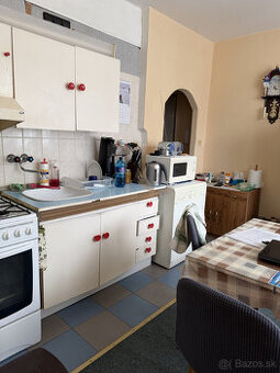 Na predaj 1 - izbový byt v Brezne - Štvrť L. Novomeského