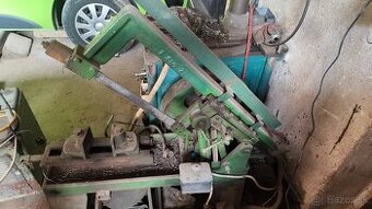 Elektrická rámová píla na kov