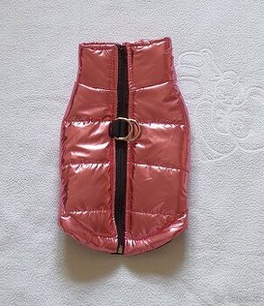 vesta oblečenie pre psíka