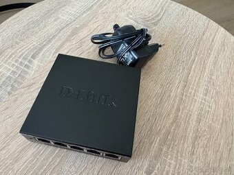 Switch D-Link DGS-105/E